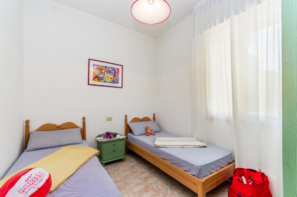 Condominio Brionetta ビビオーネ エクステリア 写真